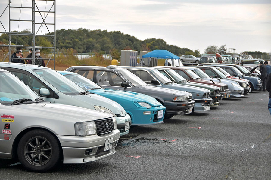 関西最大級の「昭和レトロカー万博」、４００台の名車が大阪に » Lmaga.jp